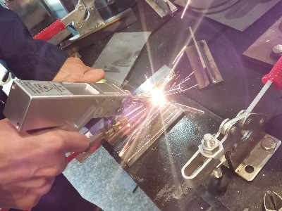 手持激光焊接機